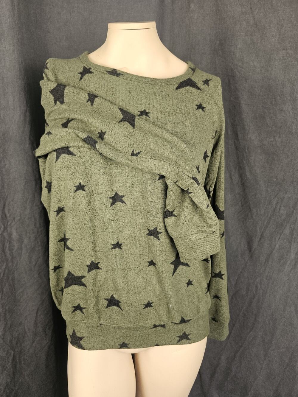 NWT Buffalo David Bitton Women Star Print Cozy S Pullover Crewneck Sweatshirt